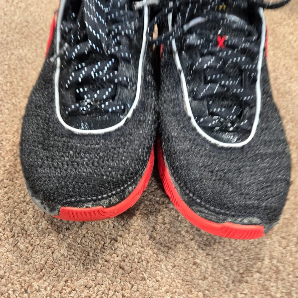 Nike LeBron 20 Basketball Shoes Mens Black Red Gold Knit Low‎ Top Sneakers